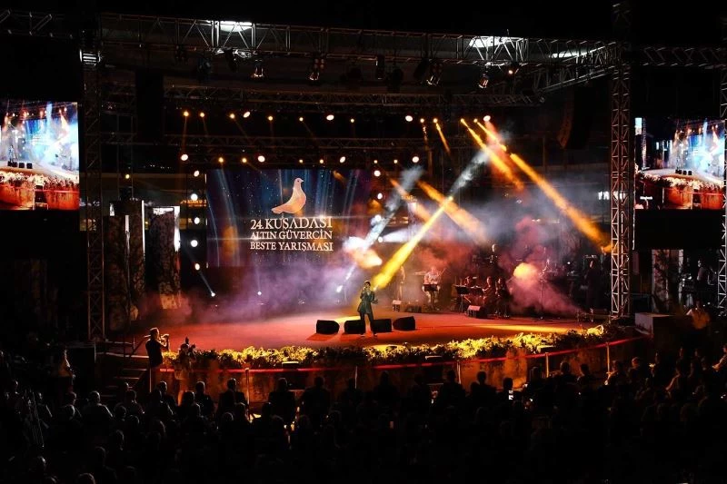 Kuşadası 2021 yılında bir çok sanatsal etkinliğe ev sahipliği yaptı
