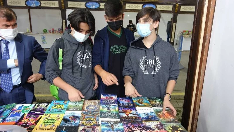 60 yayınevi ve 70 yazar, çocuklar için bir araya geldi
