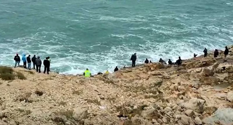 Denize düşen 4 kişiden 1’inin hayatını kaybettiği noktada balıkçı yoğunluğu
