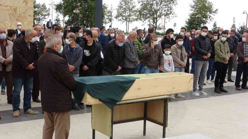 Düğünde maganda kurşunuyla hayatını kaybetmişti: O kadın defnedildi