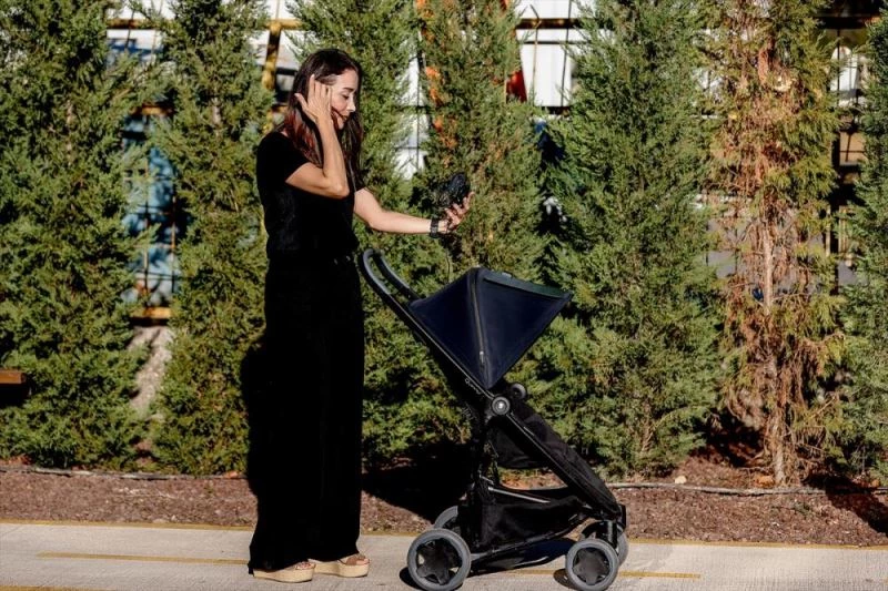 Bebek arabaları minyatür güneş paneliyle elektrik üretecek