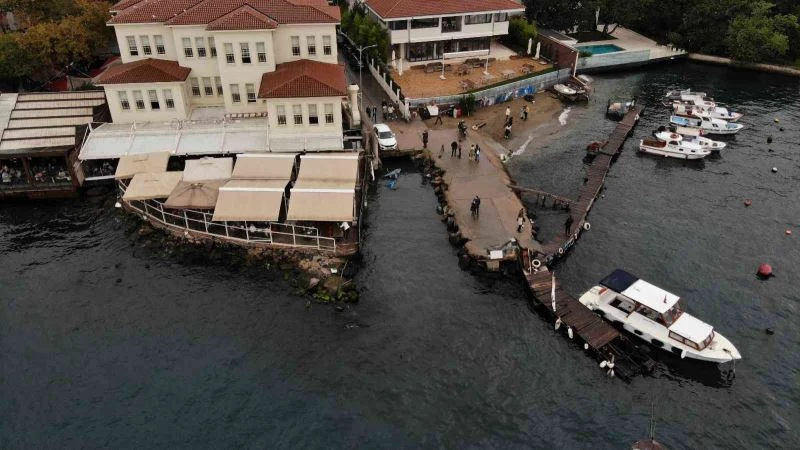 (Özel)- Üsküdar Bekar Deresi’nin çözümsüz sorunu ‘lağım kokusu’
