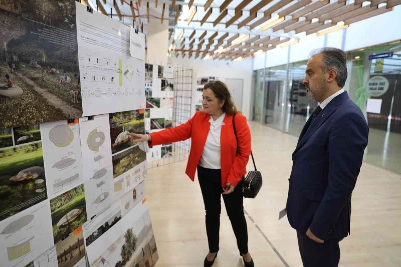 Bursa kent mobilyalarıyla güzelleşiyor
