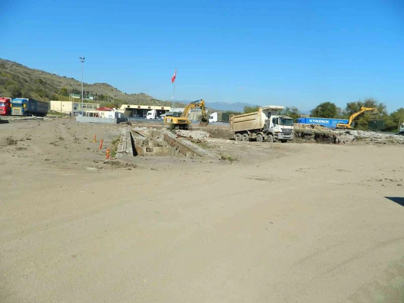 Türkgözü sınır kapısı yenileniyor
