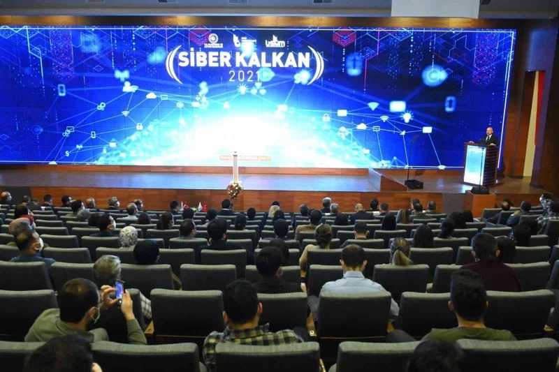 Bakan Karaismailoğlu: “Siber saldırılardan kaynaklanan kayıpların maliyetinin 2021 yılında dünya genelinde 6 trilyon doları bulacağı öngörülüyor”
