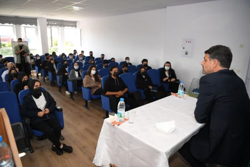 Kocaman, “Gençler bizim ışığımız”
