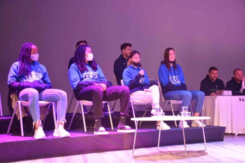 Potanın perileri tecrübelerini öğrencilere aktardı
