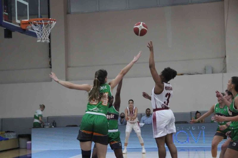 Eurocup Women: Elazığ İl Özel İdare: 74 - Uni Gyor: 67

