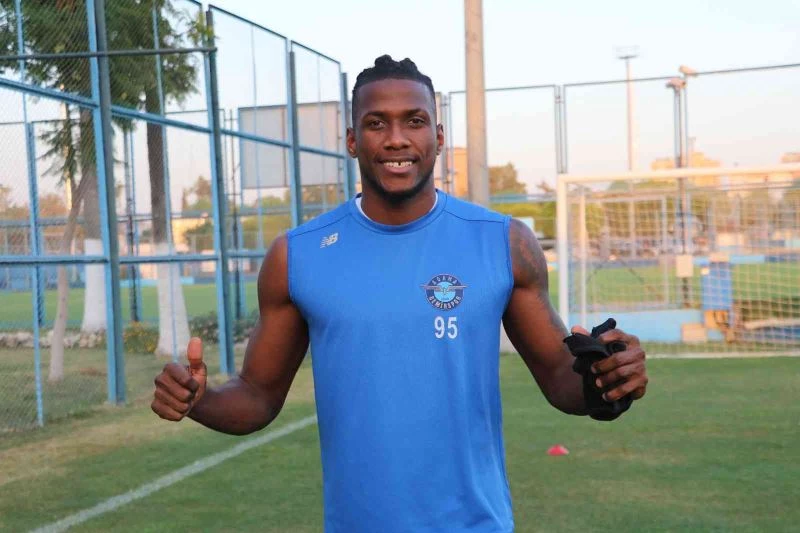 Joher Khadim Rassoul: “Kaptanlıkla beraber daha fazla sorumluluk aldım”
