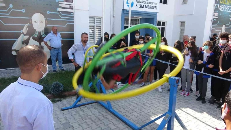 Hatay’da TÜBİTAK 4007 Bilim Şenlikleri başladı
