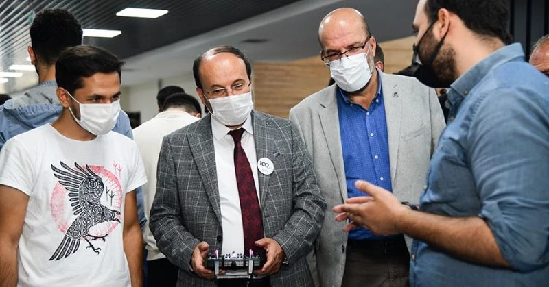 ETÜ’de Öğrenci Topluluk ve Kulüpleri Tanıtım Festivali düzenlendi
