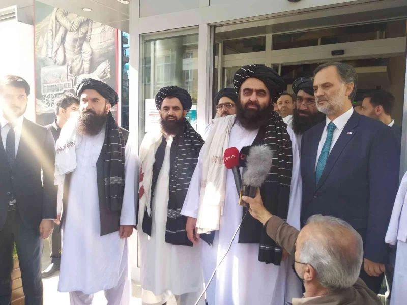 Taliban heyeti Kızılay’ı ziyaret etti
