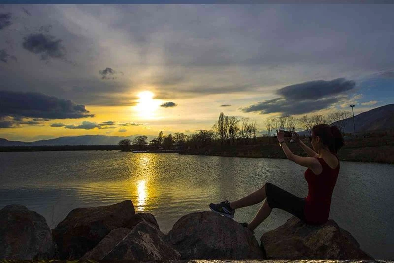 Doğu Anadolu’da sıcaklık mevsim normallerinin 2 ila 5 derece üzerinde seyrediyor
