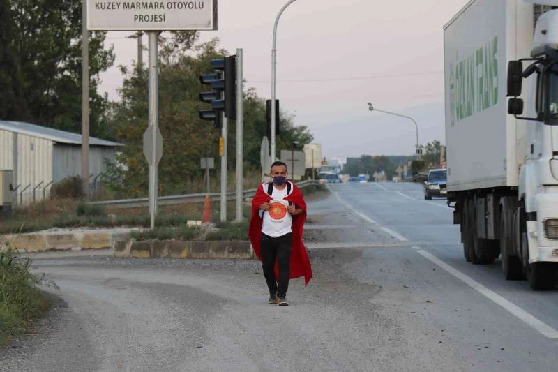 Eşiyle 1 gün evli kaldığı için nafaka ödeyen adam yine yollarda