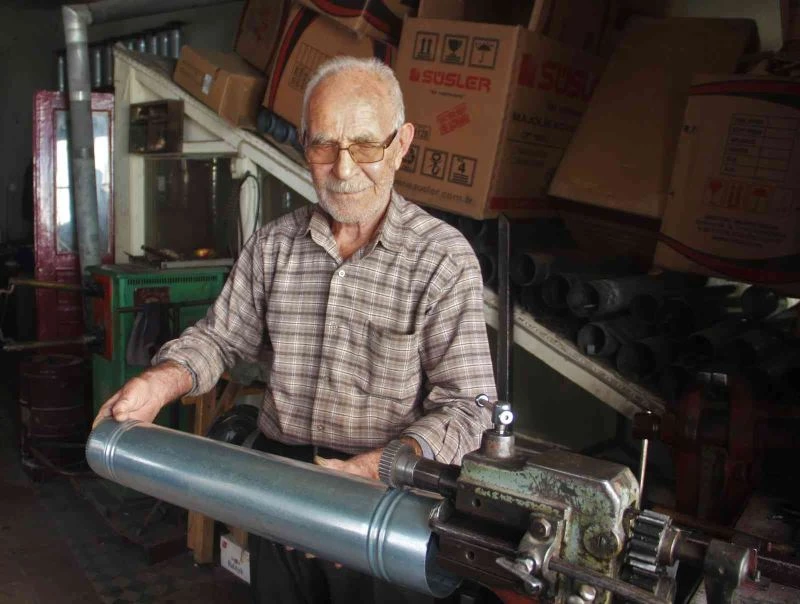 Elazığ’da havaların soğumasıyla birlikte sobalara rağbet başladı
