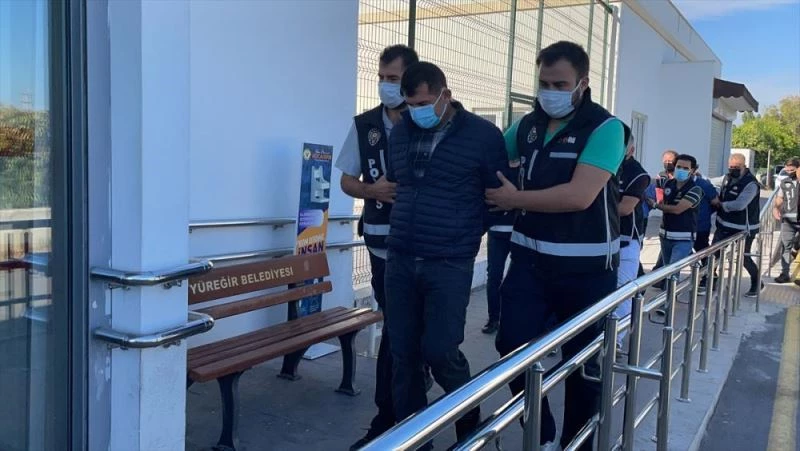 Devleti zarara uğratanlar mahkemede hesap veriyor