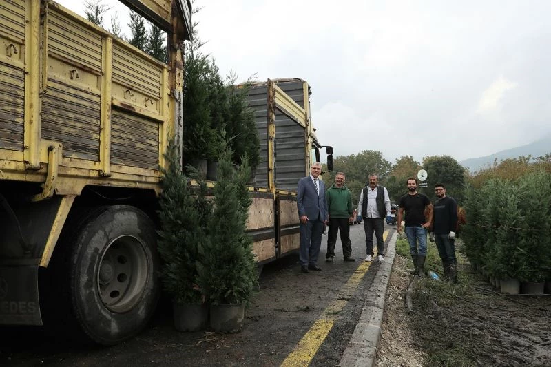 Başkan Yüce: “Sakarya’da üretilen fidanları Türkiye’nin her bölgesine göndermeyi hedefliyoruz”
