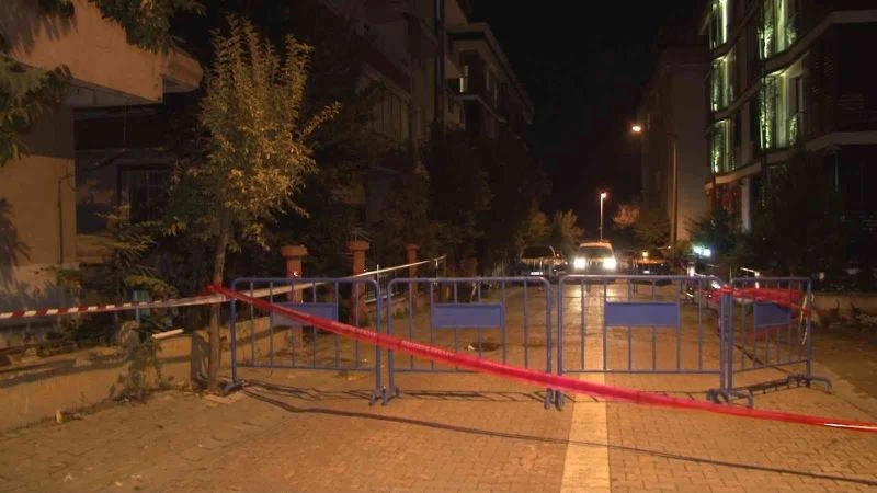 Avcılar’da bir apartman dairesinin balkonu çöktü, bina tahliye edildi
