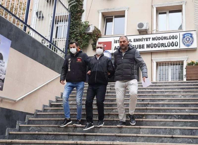 İstanbul’da müzikholde cinayet
