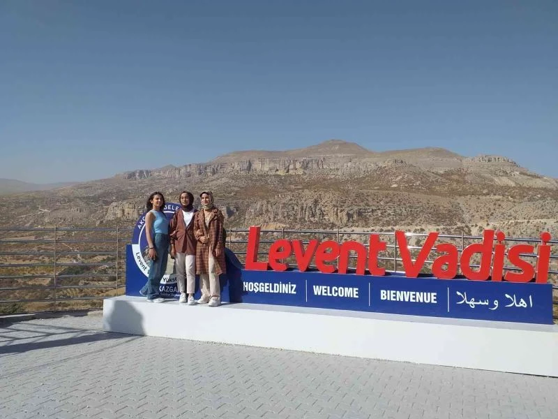 Yurtta kalan öğrencilere gezi motivasyonu
