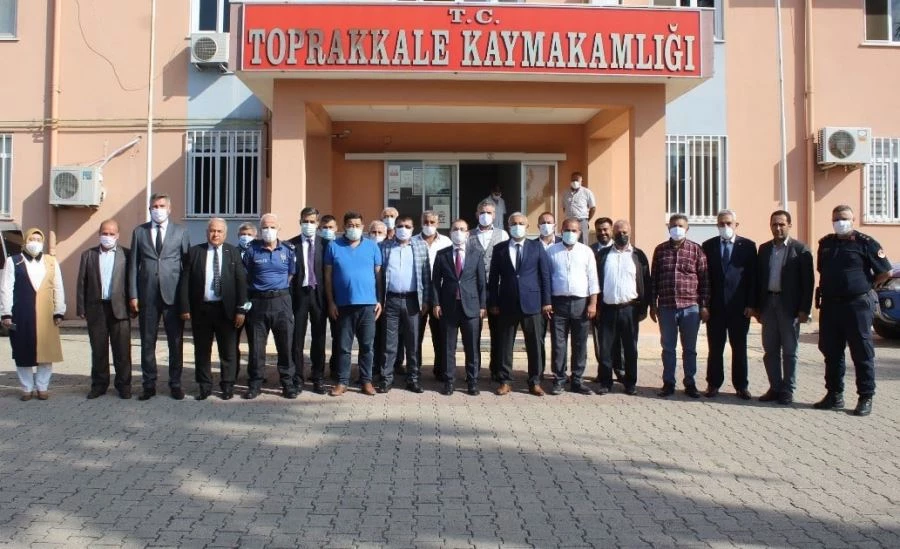 “Muhtarlar devletle millet arasında köprü vazifesi kuran önemli bir görev üstleniyor”