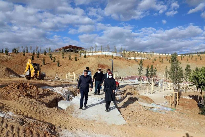 Akyurt Millet Bahçesi’nde ağaçlar dikiliyor
