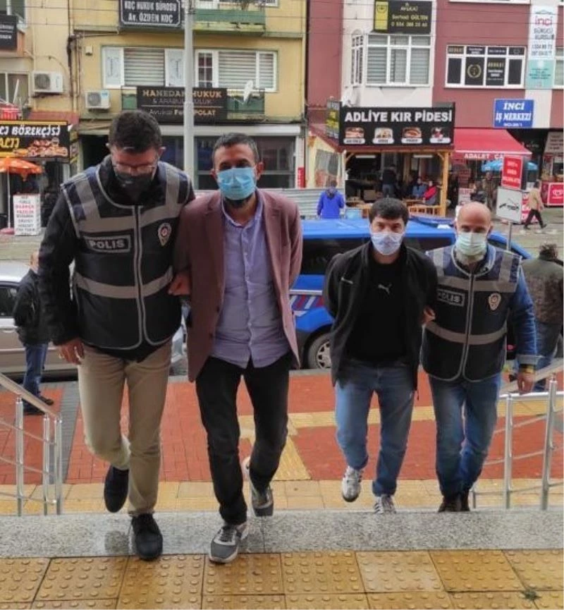 Kuyumcuyu dolandıran 2 şüpheli sahte altınlarla yakalandı
