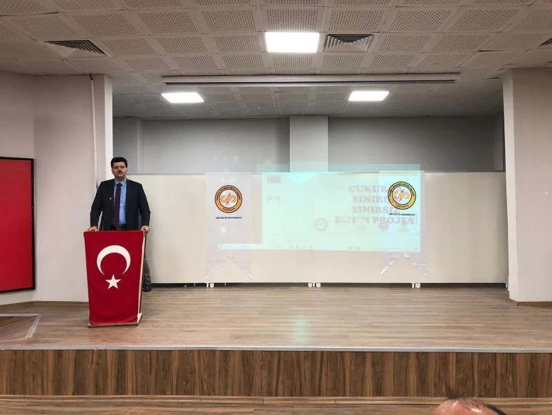 Çukurca’da ‘Sınırda Sınırsız Eğitim’ toplantısı
