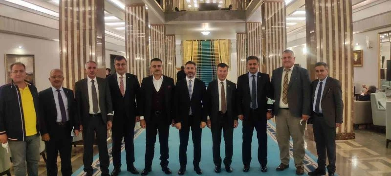 Ziraat odası başkanlarından Ankara’ya ‘badem’ çıkartması
