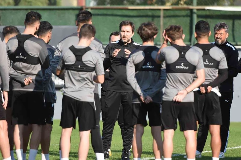 Manisa FK yeni hocasıyla hazırlıklarını sürdürdü
