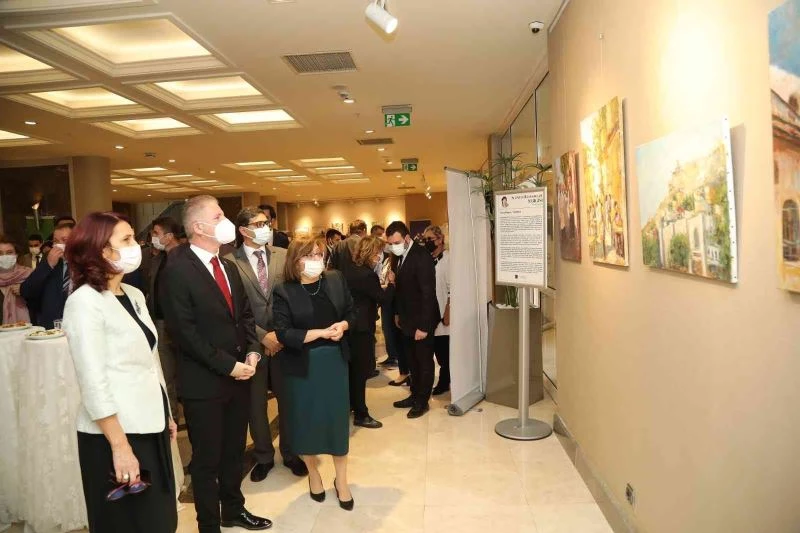 Sloven sanatçılar Gaziantep’i resmetti
