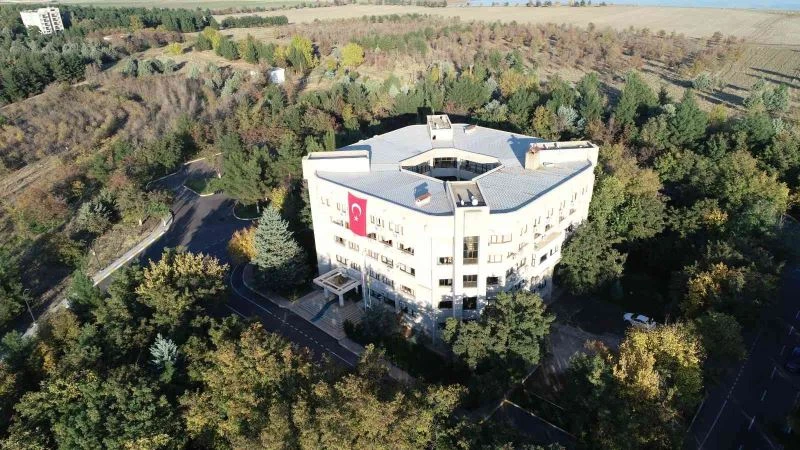 DÜ, uluslararası başarılarına bir yenisini daha ekledi
