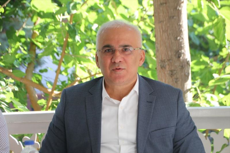 AK Parti Serik İlçe Başkanı Hasan Yıldırım, basınla bir araya geldi