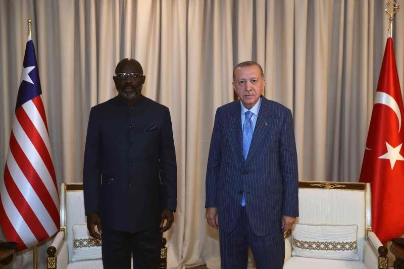 Cumhurbaşkanı Erdoğan, Liberya Devlet Başkanı Weah ile bir araya geldi
