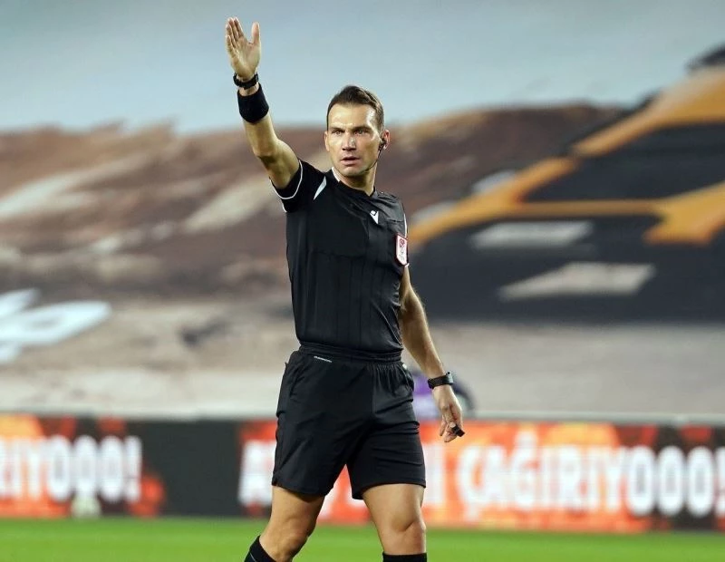 Sivasspor - Adana Demirspor maçını Bahattin Şimşek yönetecek
