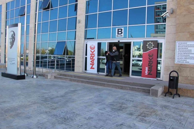 Uşak’ta torbacılara yönelik operasyonda 4 kişi tutuklandı
