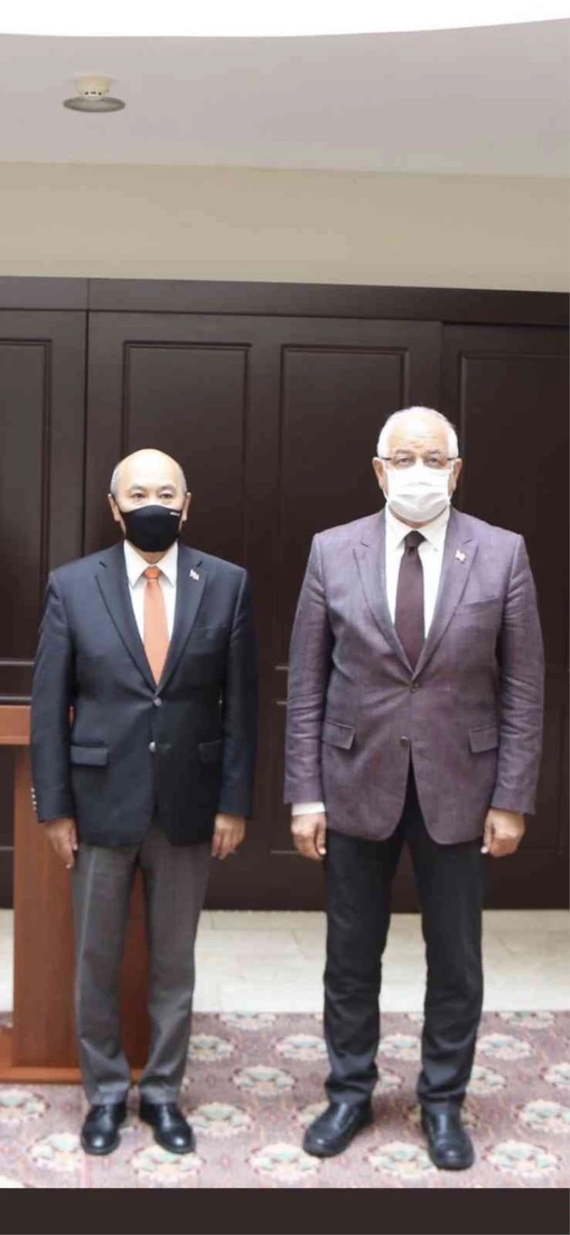 Milletvekili Erdoğan’a Moğolistan Büyükelçisinden anlamlı hediye
