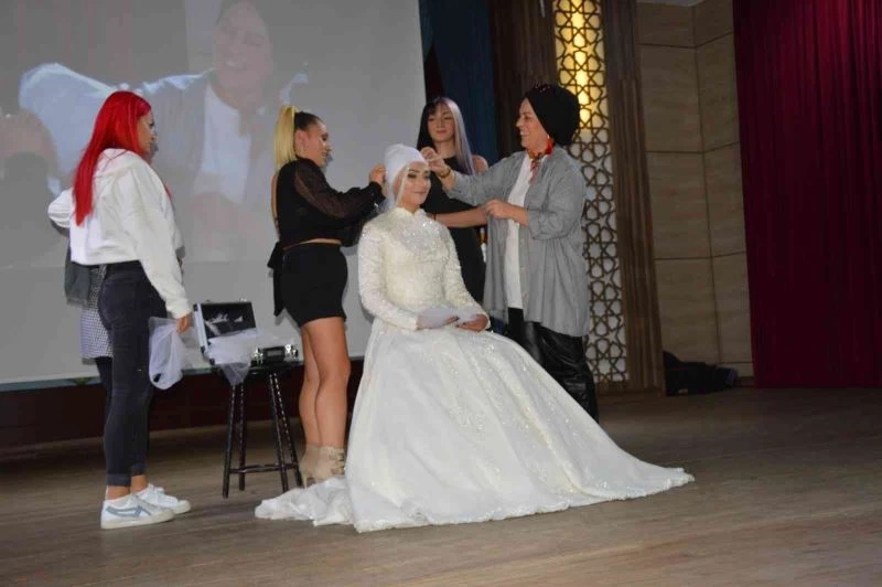 Manisalı kuaförlere renklendirme ve türban saç tasarımı eğitimi
