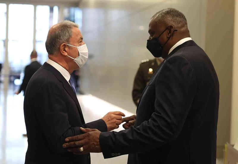 Milli Savunma Bakanı Akar, ABD Savunma Bakanı Austin ile görüştü
