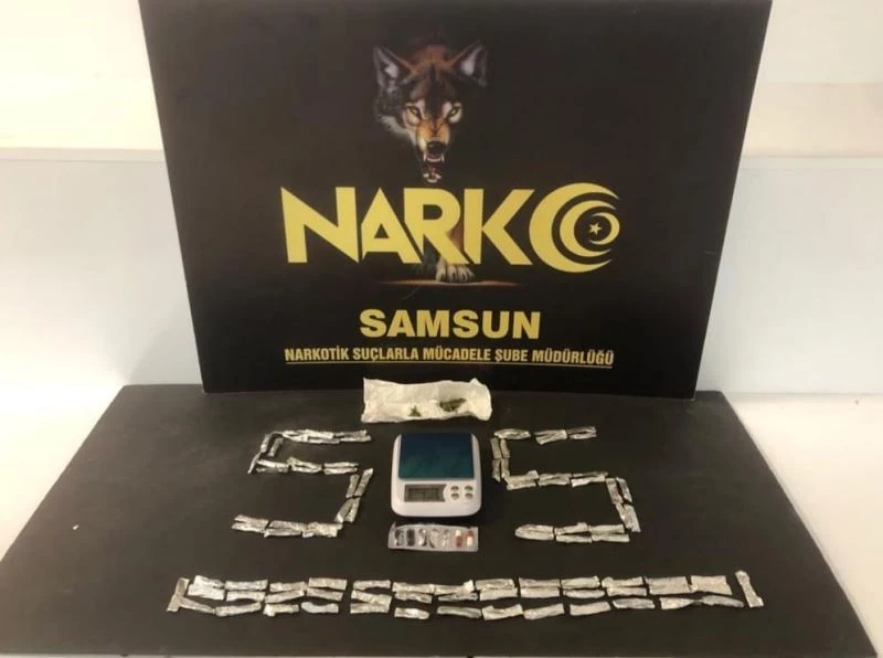 Satışa hazır uyuşturucu paketleriyle yakalandı

