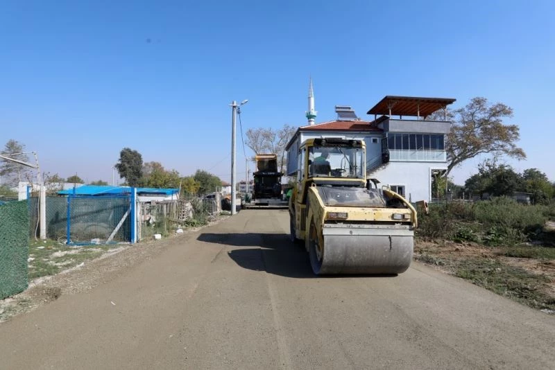 Hocaköy’de 7 sokak beton yolla kaplandı
