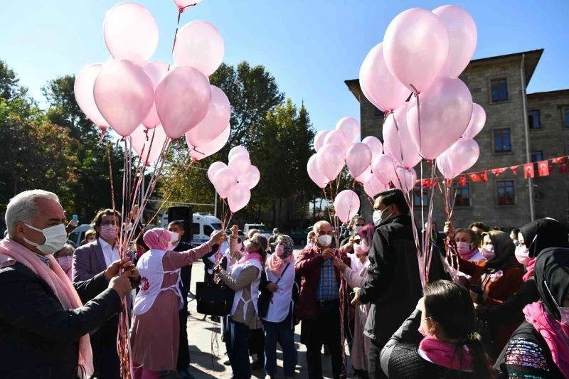 Isparta Valisi Seymenoğlu: “Kanser hastalarını yalnız bırakmamak lazım”
