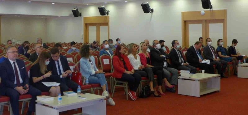 KUTO’da seyahat acentelerine ’sağlık turizmi’ eğitimi verildi
