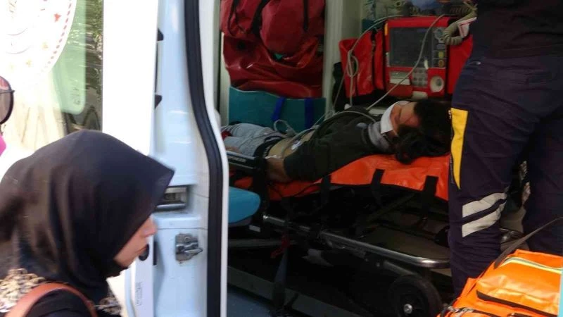 Diş ağrısını geçirmek için üst üste ağrı kesici içen genç evinde baygın bulundu
