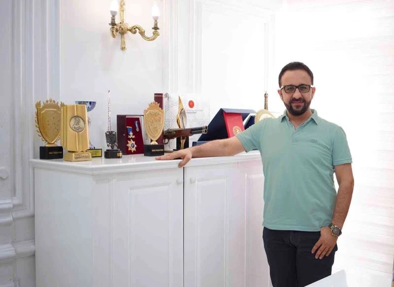 Ünlü modacıdan dipliner önerileri
