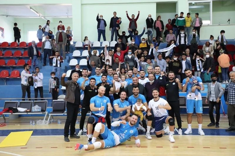 Develi Belediyespor evinde hata yapmadı
