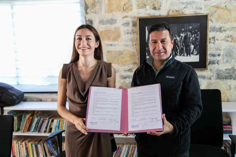 Elektronik atıklar bilgisayar sınıfına dönüşecek
