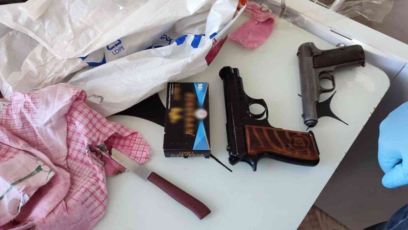 Ağrı’da silah kaçakçılarına operasyon: 2 şahıs tutuklandı
