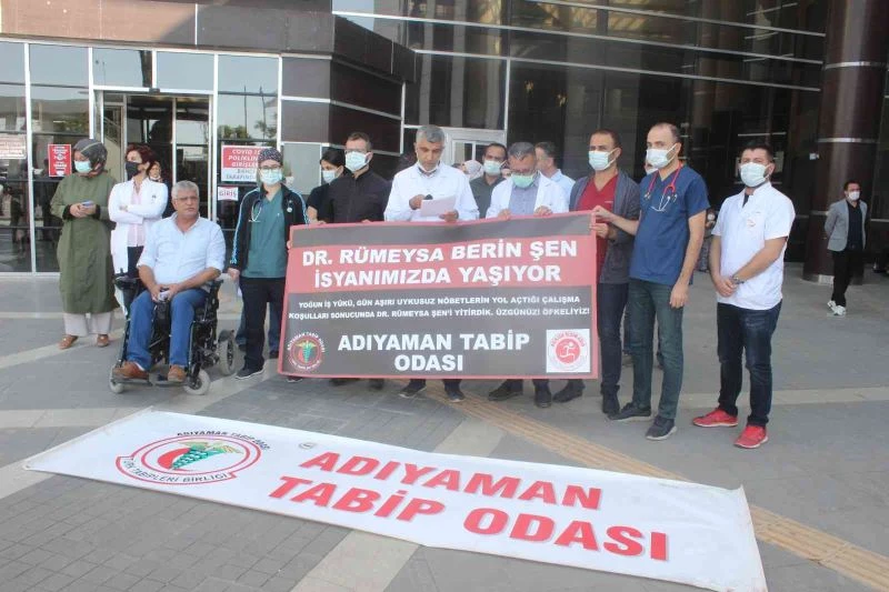 Doktorlar, Rümeysa Berin Şen için basın açıklaması yaptı
