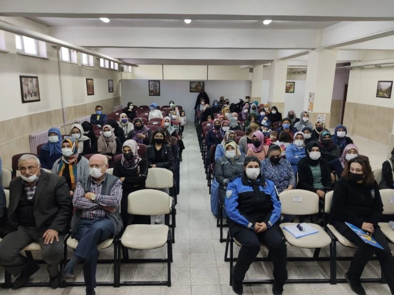 Nevşehir’de ’En İyi Narkotik Polisi Anne’ eğitimleri devem ediyor
